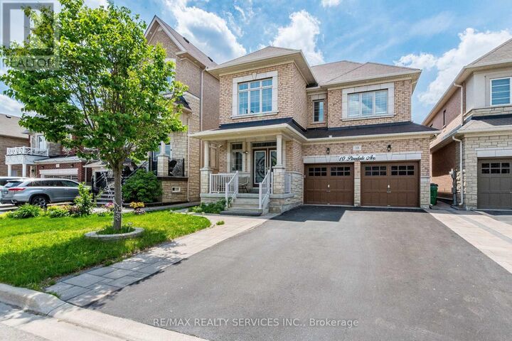 Property Photo:  10 Pinedale Avenue  ON L7C 3Z4 