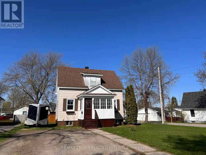 Property Photo:  43 Bowman Avenue  ON P5N 1M9 