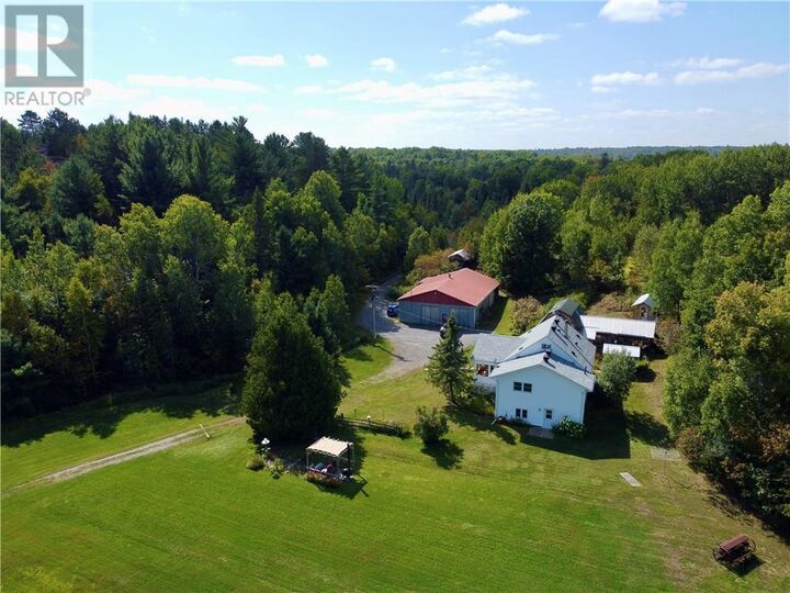 Property Photo:  602 Makynen Road  ON P3E 4N1 