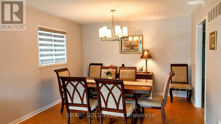 Property Photo:  148 Castlehill Road  ON L6A 1N7 