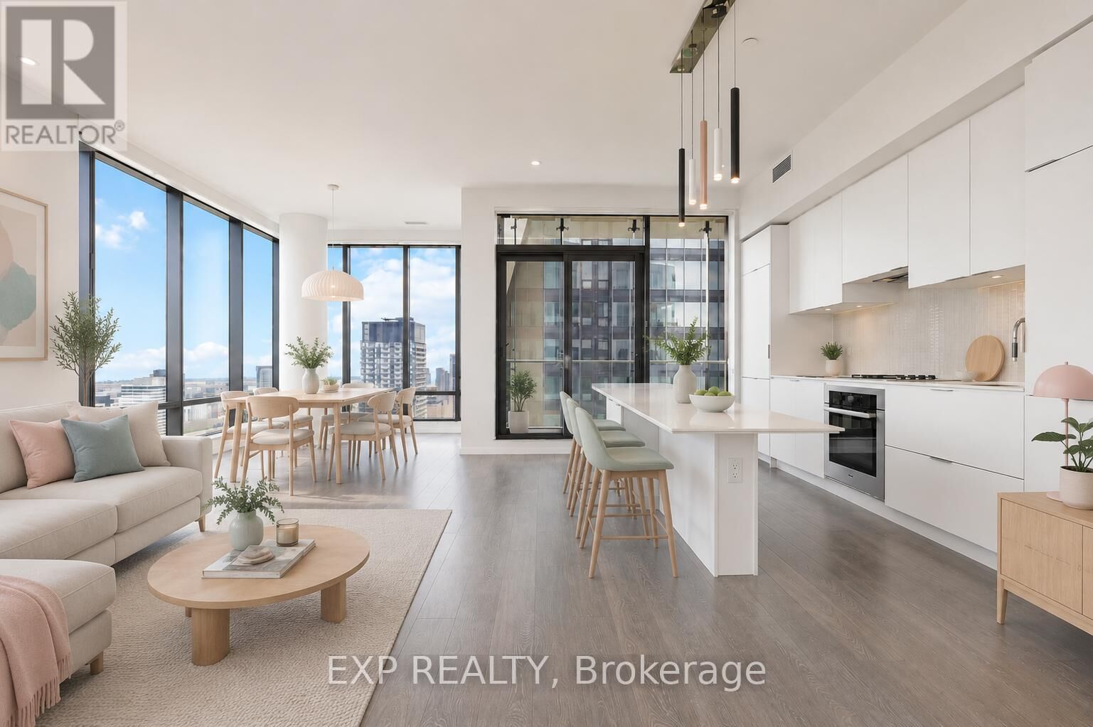 Property Photo:  5 St. Joseph Street 4601  ON L3P 3T4 