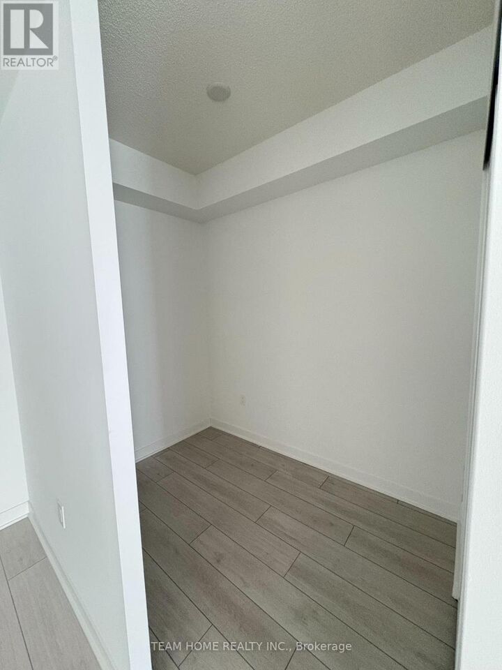 Property Photo:  490 Malta Avenue 1202  ON L6Y 0B5 
