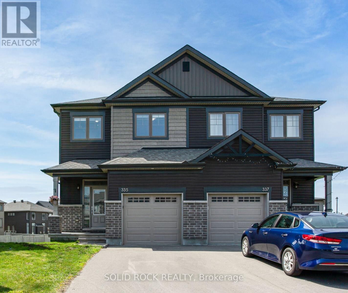 Property Photo:  335 Grackle Street  ON K1X 0G6 