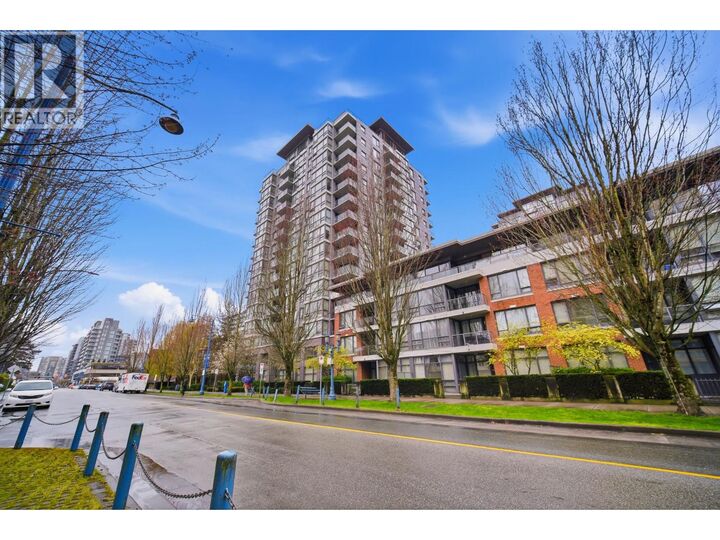 Property Photo: 6331 Buswell Street 303 BC V6Y 4H2