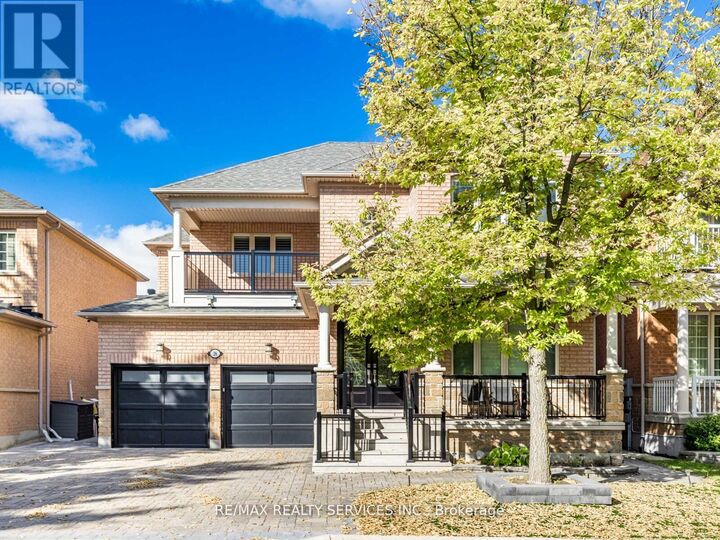 Photo de la propriété:  28 Siena Drive  ON L4H 3K2 