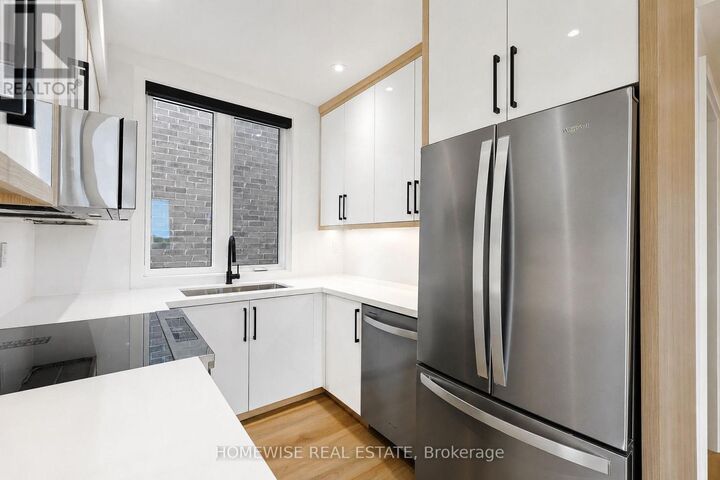 Property Photo:  159 Locksley Avenue 4  ON M6B 3N6 