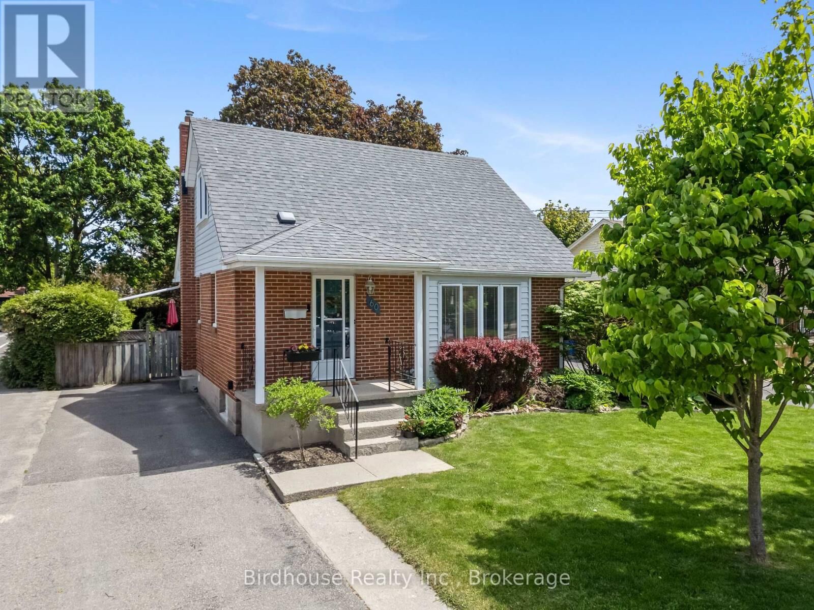 Property Photo:  60 St David Street  ON K9V 1N6 