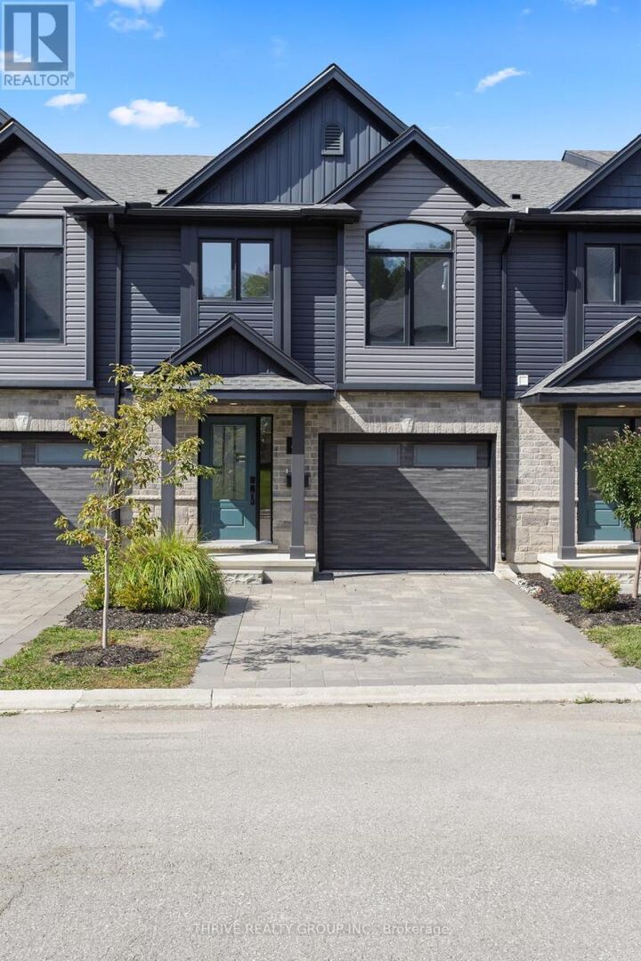 Property Photo:  2261 Linkway Boulevard 40  ON N6K 0L4 