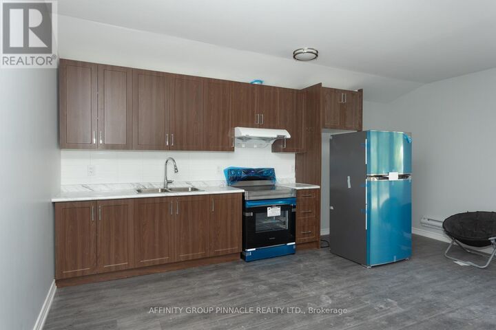 Property Photo:  26 Stoney Creek Road 2  ON K9V 4R4 