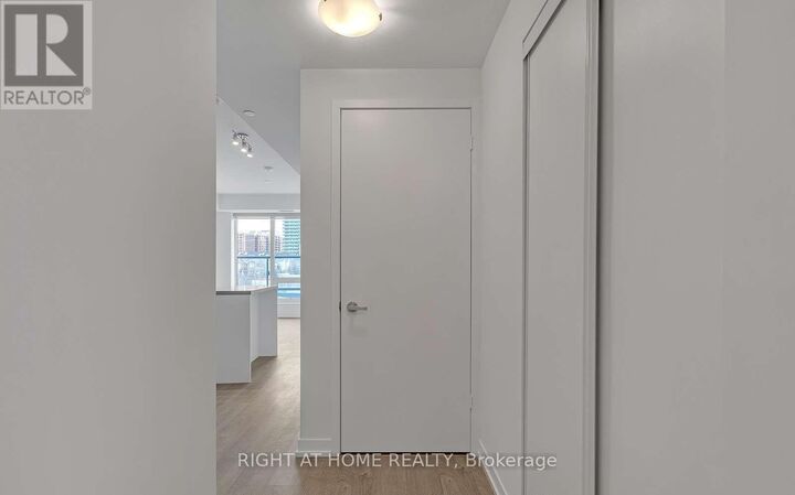 Property Photo:  8868 Yonge Street 208E  ON L4C 0T4 