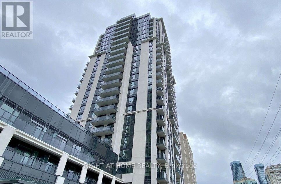 Property Photo:  202 Burnhamthorpe Road East 1607  ON L5A 0B2 