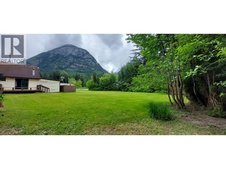Property Photo: 1600 Mackenzie 20 Highway BC V0T 1H0