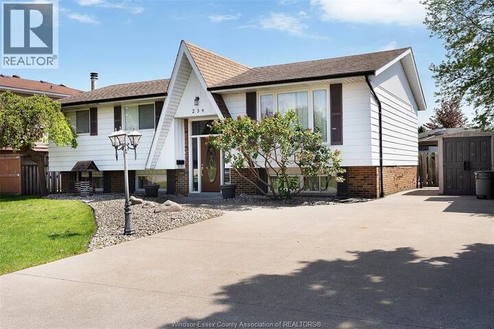 Property Photo: 254 Terra Lou Drive ON N8L 0L7
