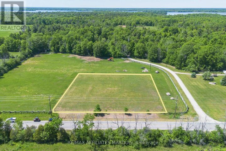 102 Bay Road — photo 1
