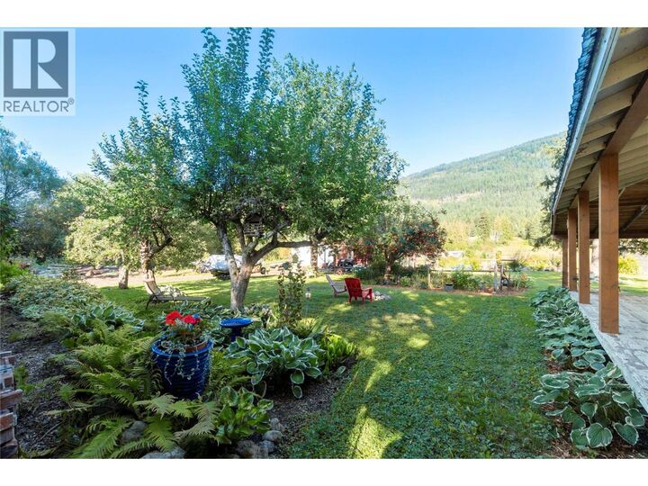 Property Photo: 3590 50 Street Northeast BC V1E 1Y5