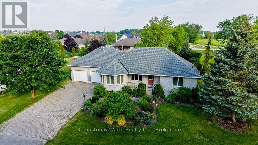 Property Photo: 246 King Street ON N0G 1B0