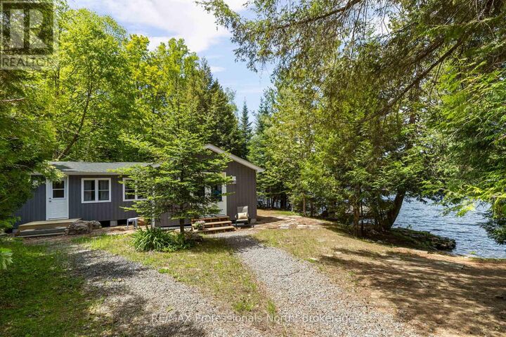 Property Photo:  1106-1 East Oxbow Lake Road  ON P0B 1L0 