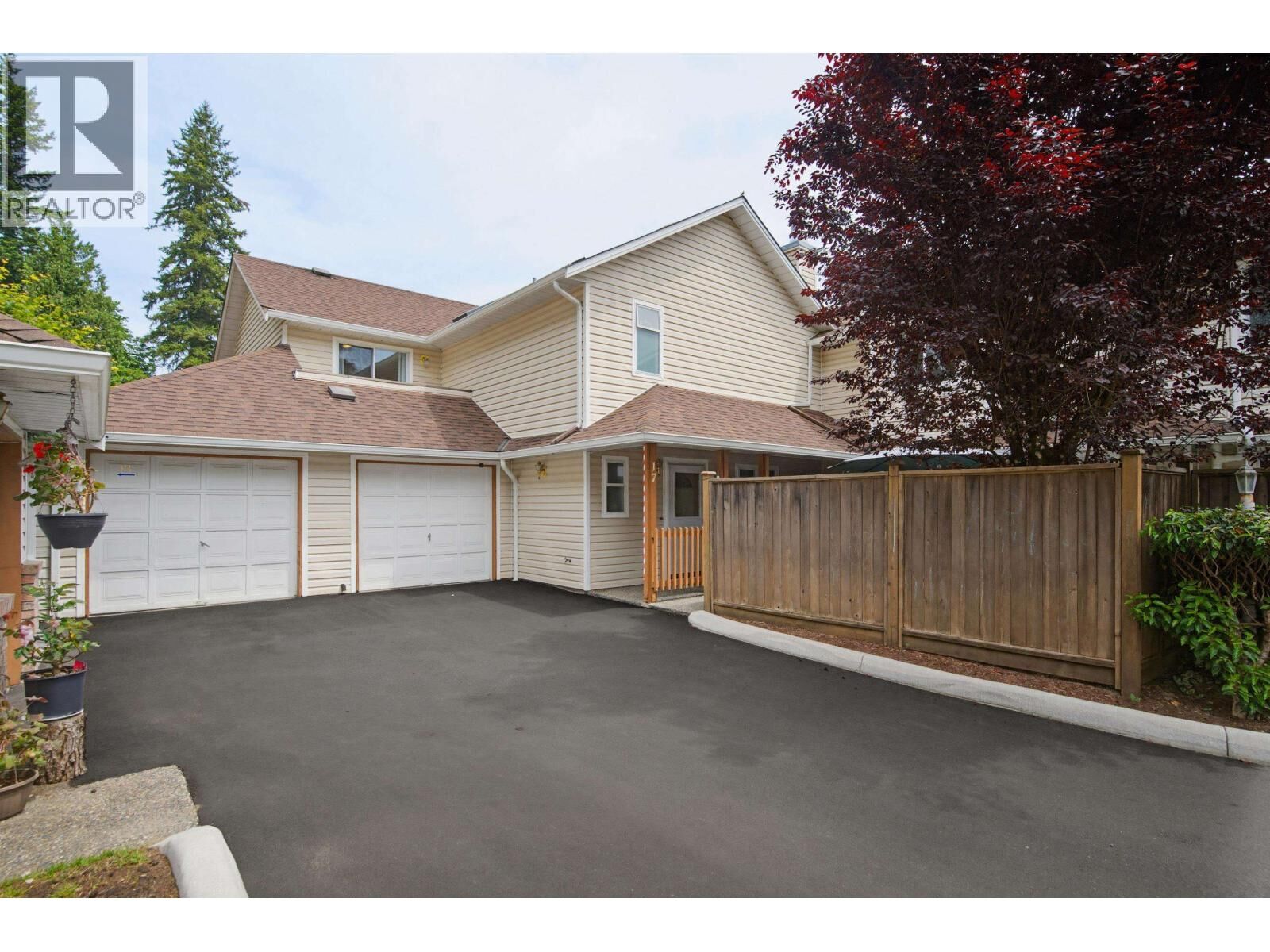 Property Photo:  20699 120B Avenue 17  BC V2X 0A5 