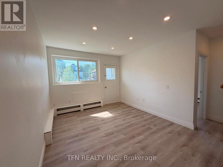 Property Photo: 252 Mississaga Street West 9 ON L3V 3B8