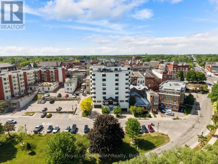 Photo de la propriété:  11 Cobourg Street 103  ON N5A 3E4 