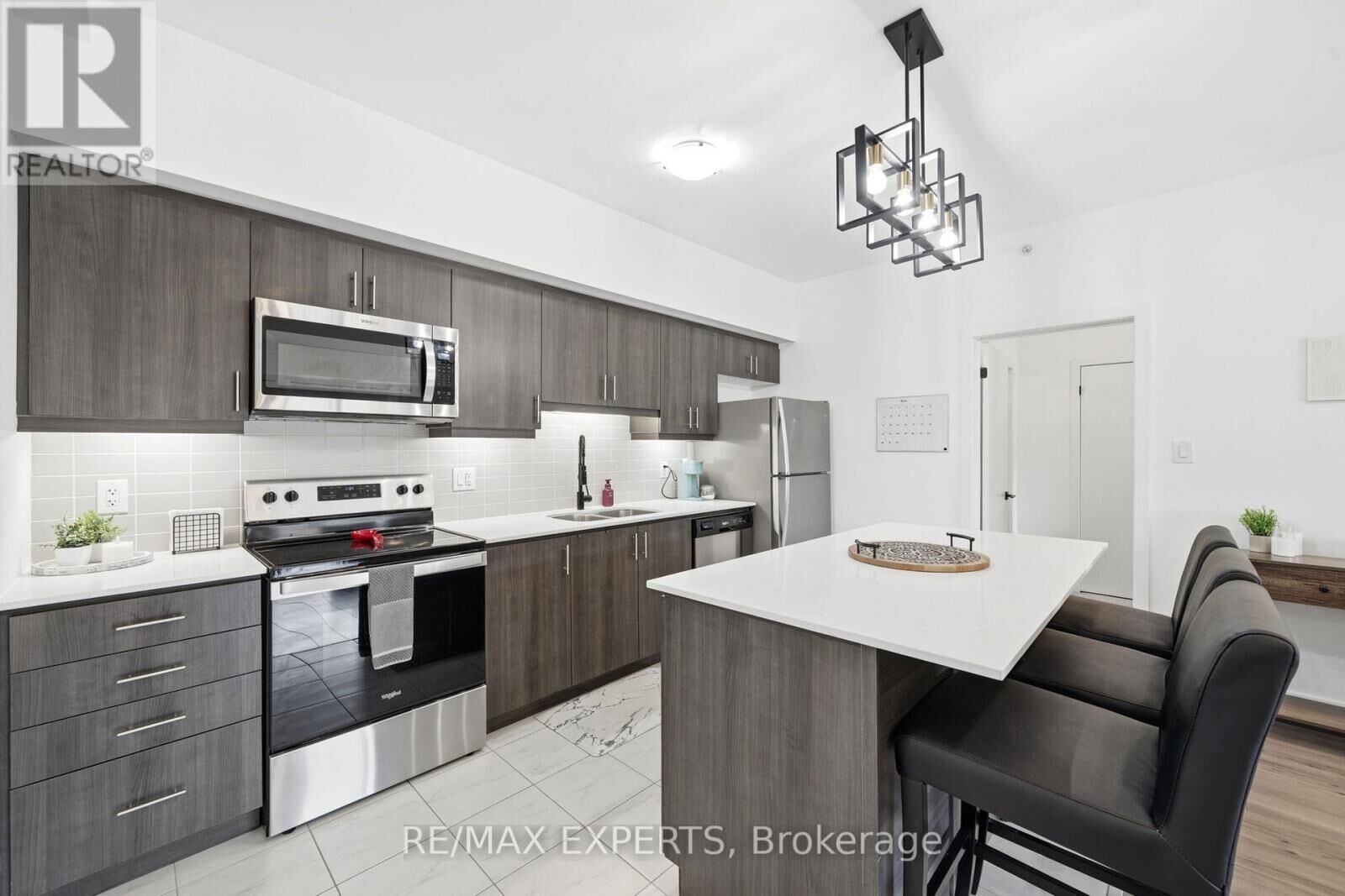 Property Photo:  4 Spice Way 103  ON L9J 0M2 