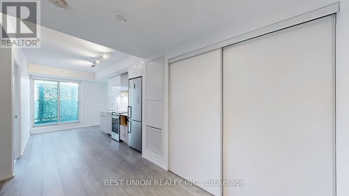 Property Photo:  251 Jarvis Street 1131  ON M5B 0C3 