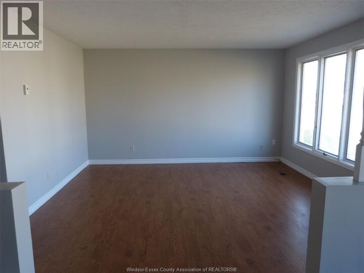 Property Photo:  355 Munger Avenue West  ON N0R 1G0 