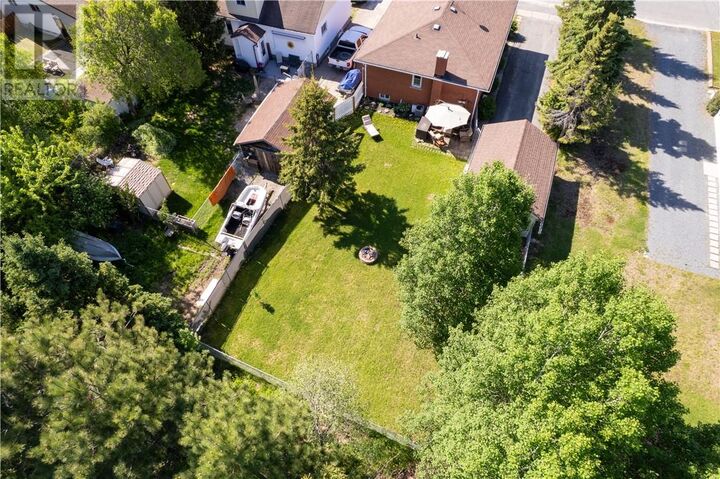 Photo de la propriété:  28 Walter Street  ON P0M 1M0 