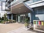 Property Photo: 70 Forest Manor Road 3109 ON M2J 0A9