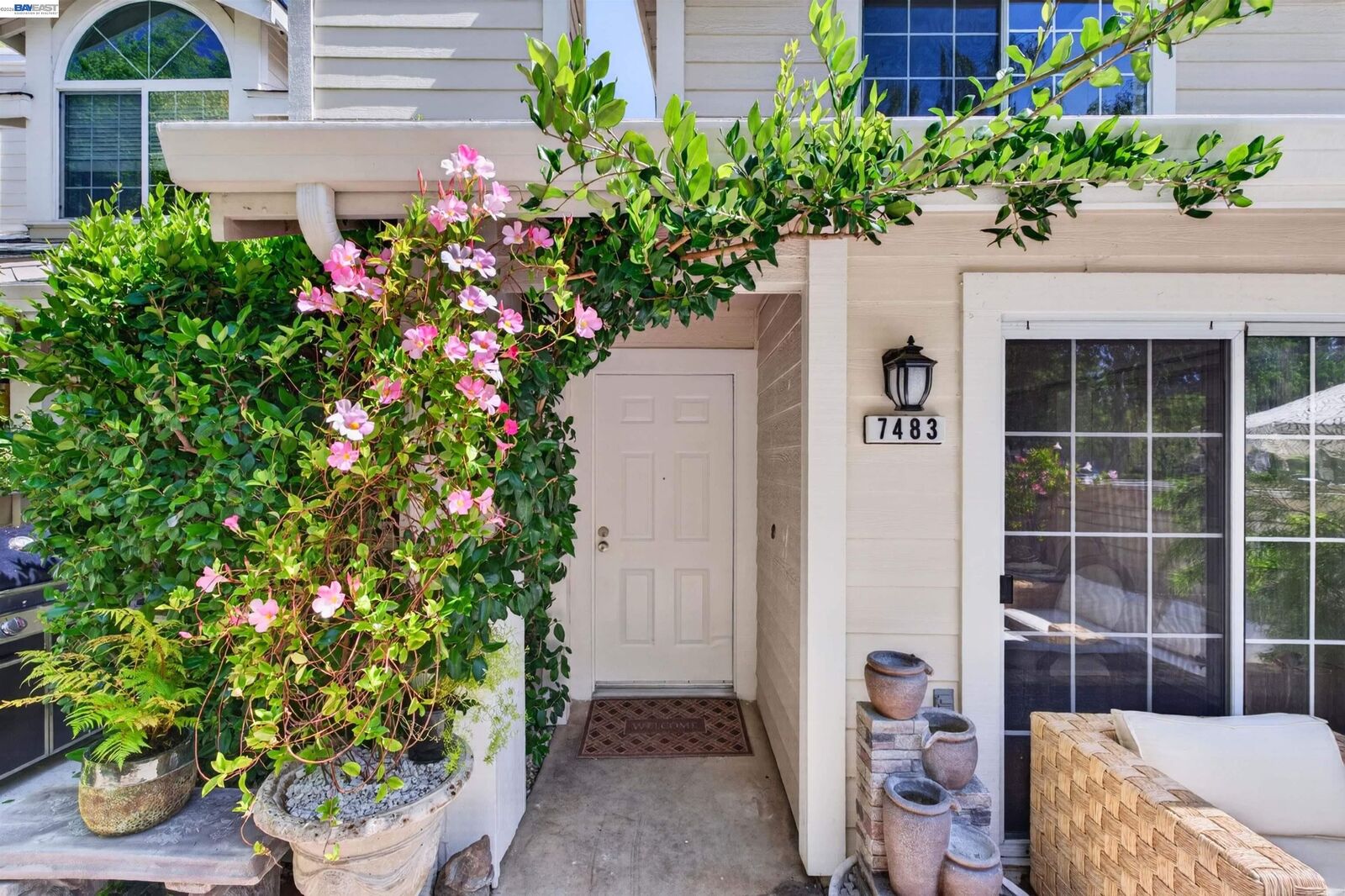 Property Photo: 7483 Stonedale Dr CA 94588