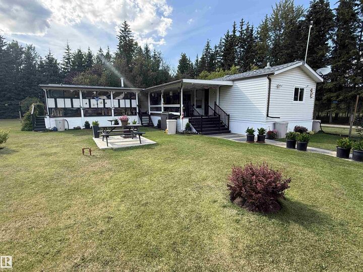 Property Photo: 623005 Rr60 AB T0G 1A0