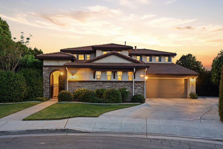 Property Photo:  6551 E Orleans Avenue  CA 93727 