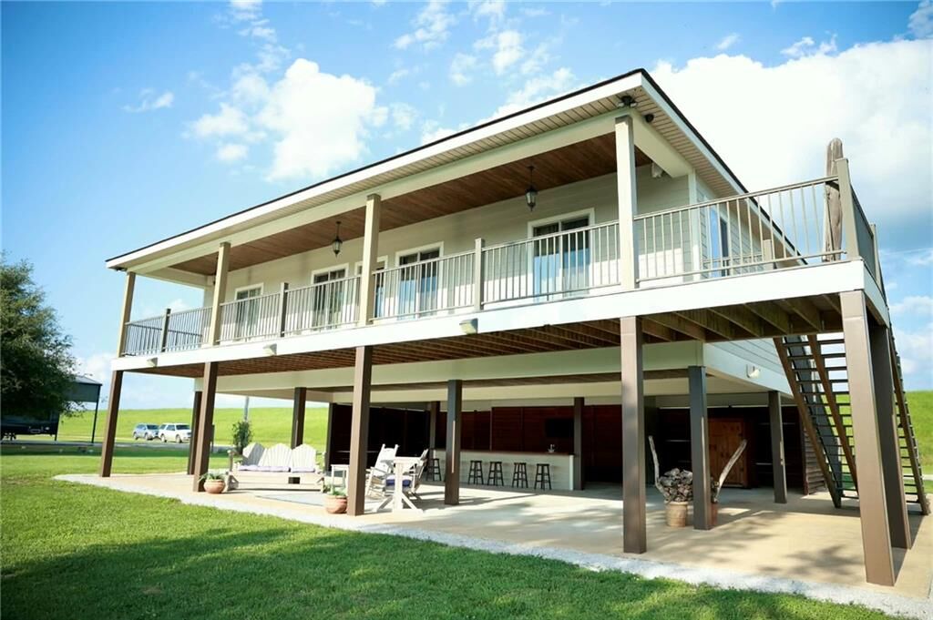 Property Photo:  170 Madison Drive  LA 71351 