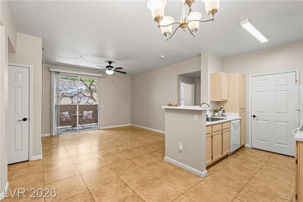 Property Photo: 231 West Horizon Ridge Parkway 1118 NV 89012
