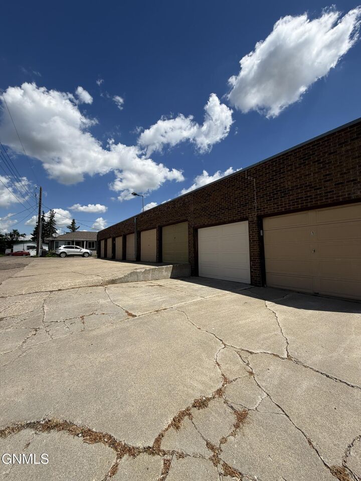 Property Photo: 120 Lake Avenue 4 ND 58504