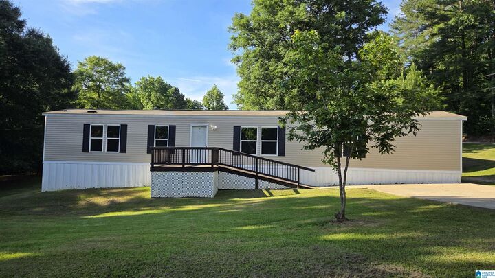 Property Photo: 849 Maddox Farm Road AL 35120