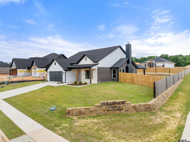 Property Photo:  16430 Clearview Dr.  TX 75771 