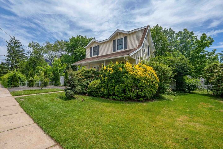 Property Photo:  256 Fycke Lane  NJ 07666 
