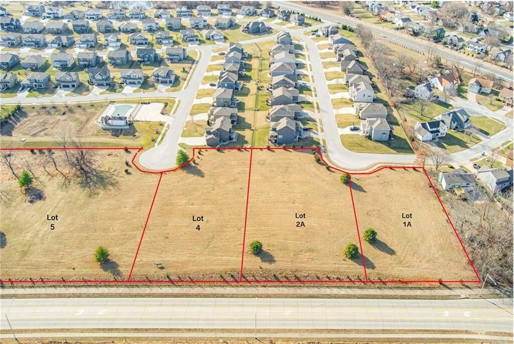 Property Photo: 1708 NE Bluff Street MO 64086