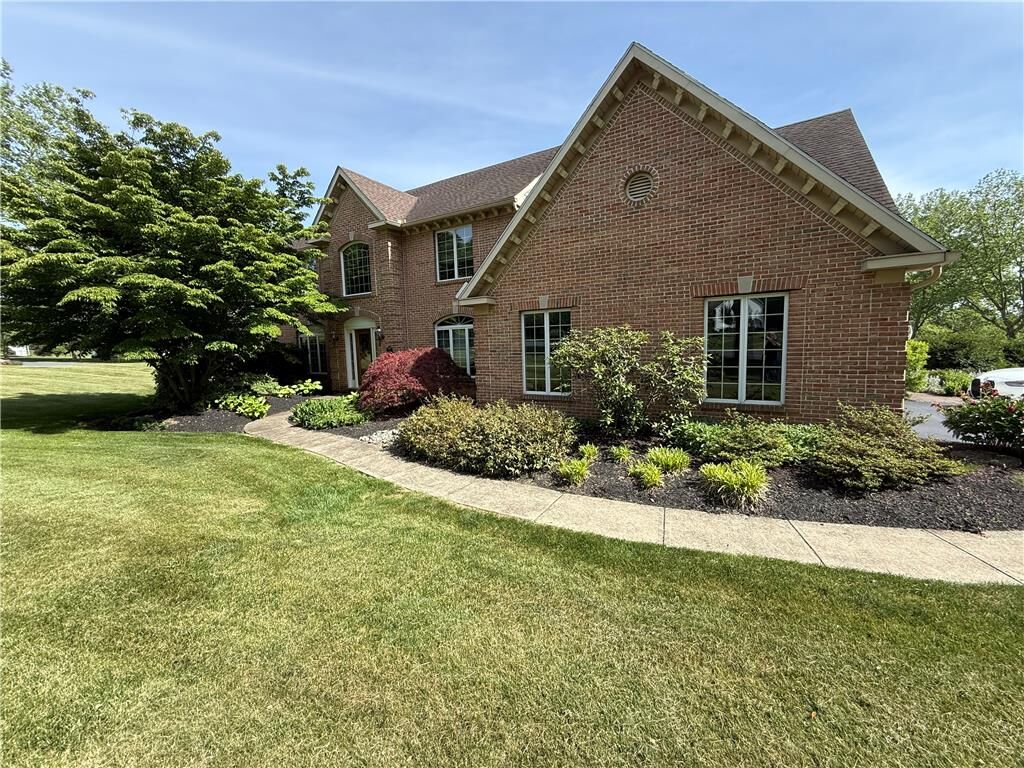 Property Photo:  4114 Rochelle Drive  PA 18104 