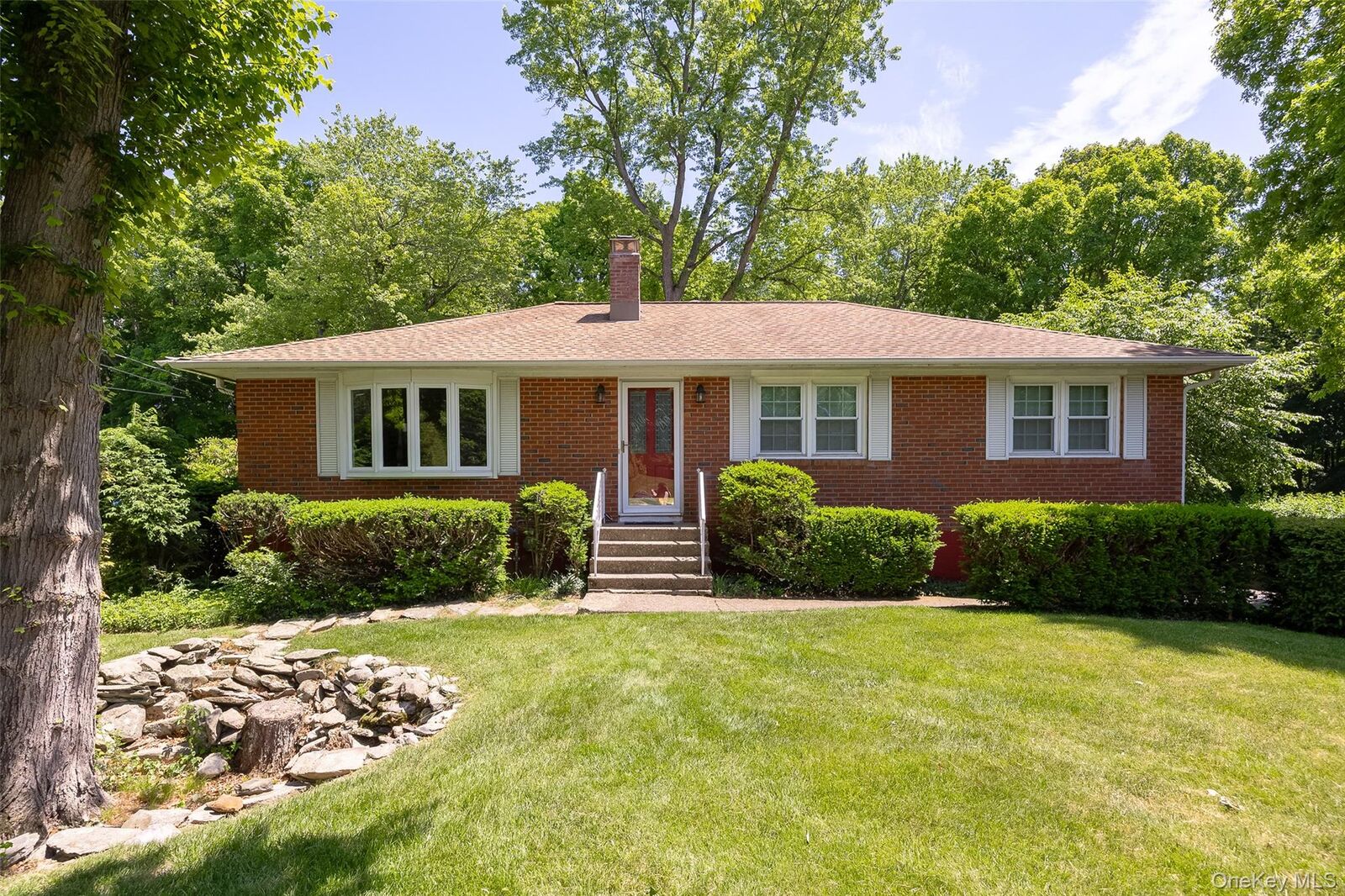 Property Photo: 89 Edgehill Drive NY 12590