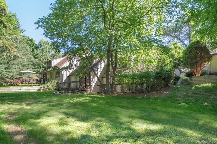 Property Photo:  60 Quail Close  NY 10533 
