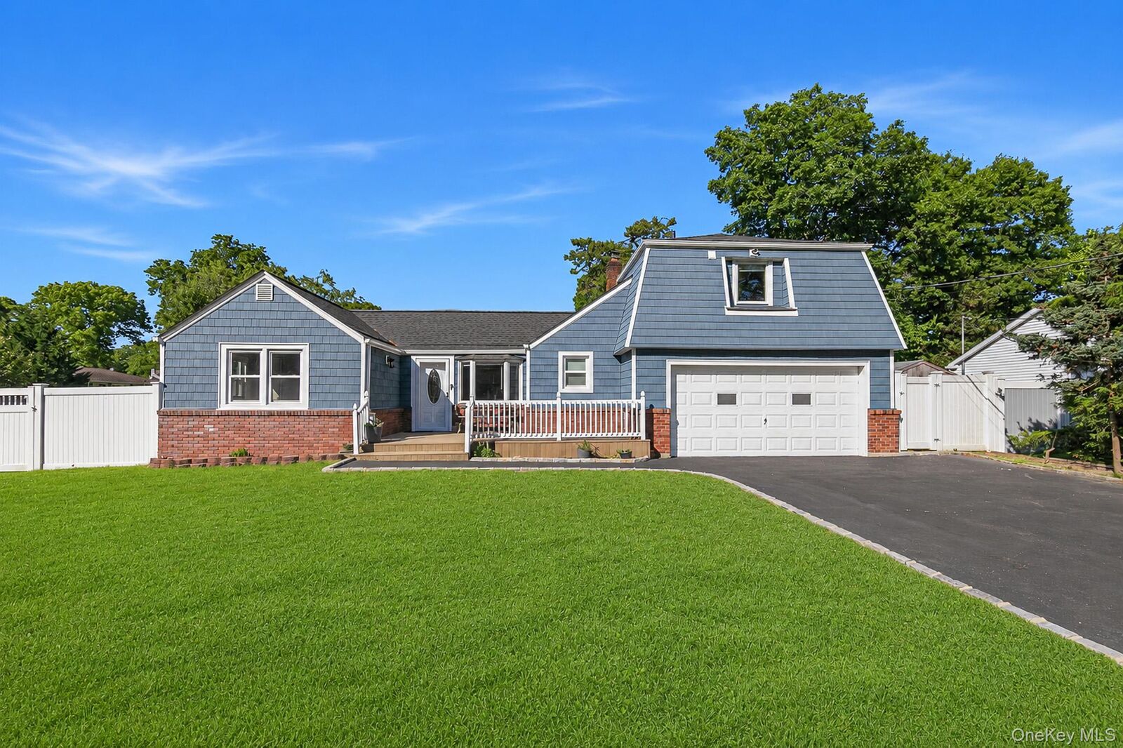 Property Photo:  33 Lillian Road  NY 11767 