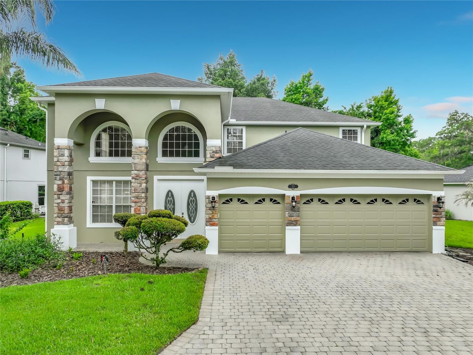 Property Photo:  313 Munson Hills Court  FL 32765 