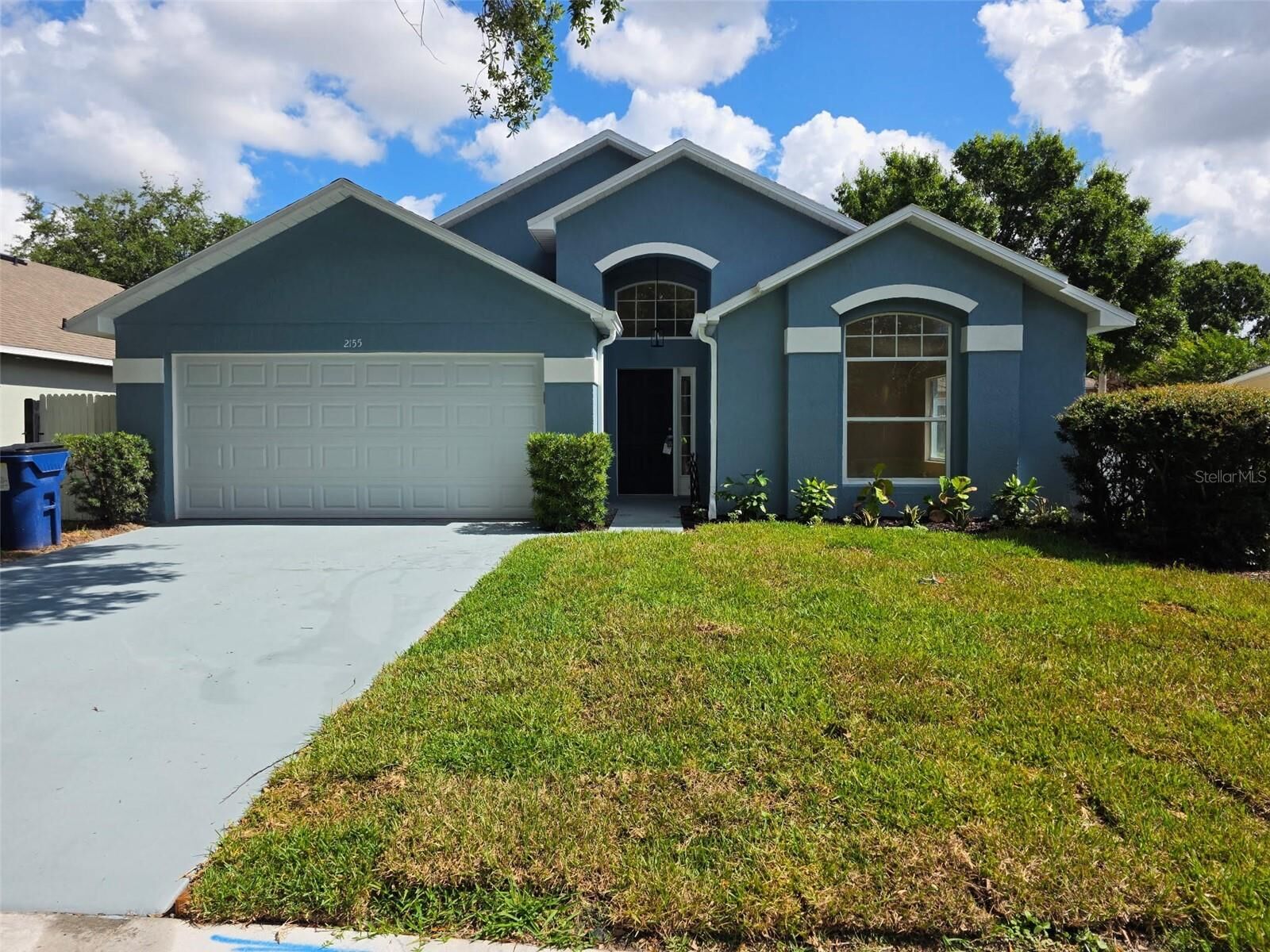 Property Photo: 2155 Fennell Street FL 32751