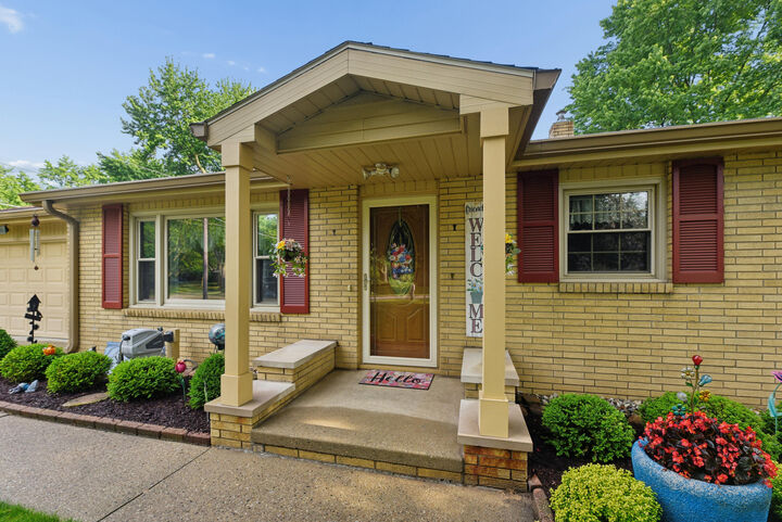 Property Photo:  5565 Mohican Drive  MI 49127 