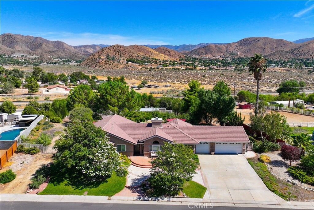 Property Photo:  2550 Palomino  CA 93510 