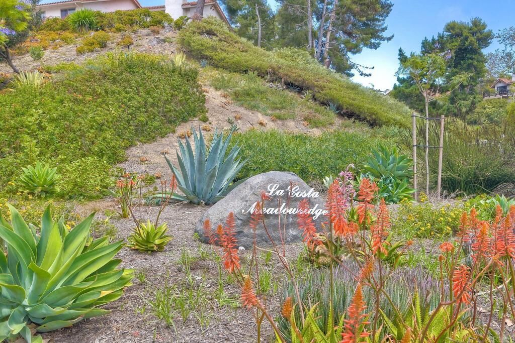 Property Photo: 3045 Corte Trabuco CA 92009