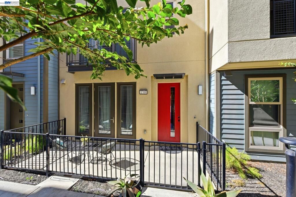 Property Photo: 1709 Ironwood Ln CA 95035