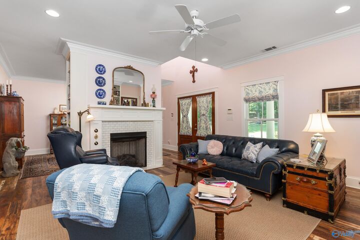 Property Photo: 203 Quinn Drive AL 35903